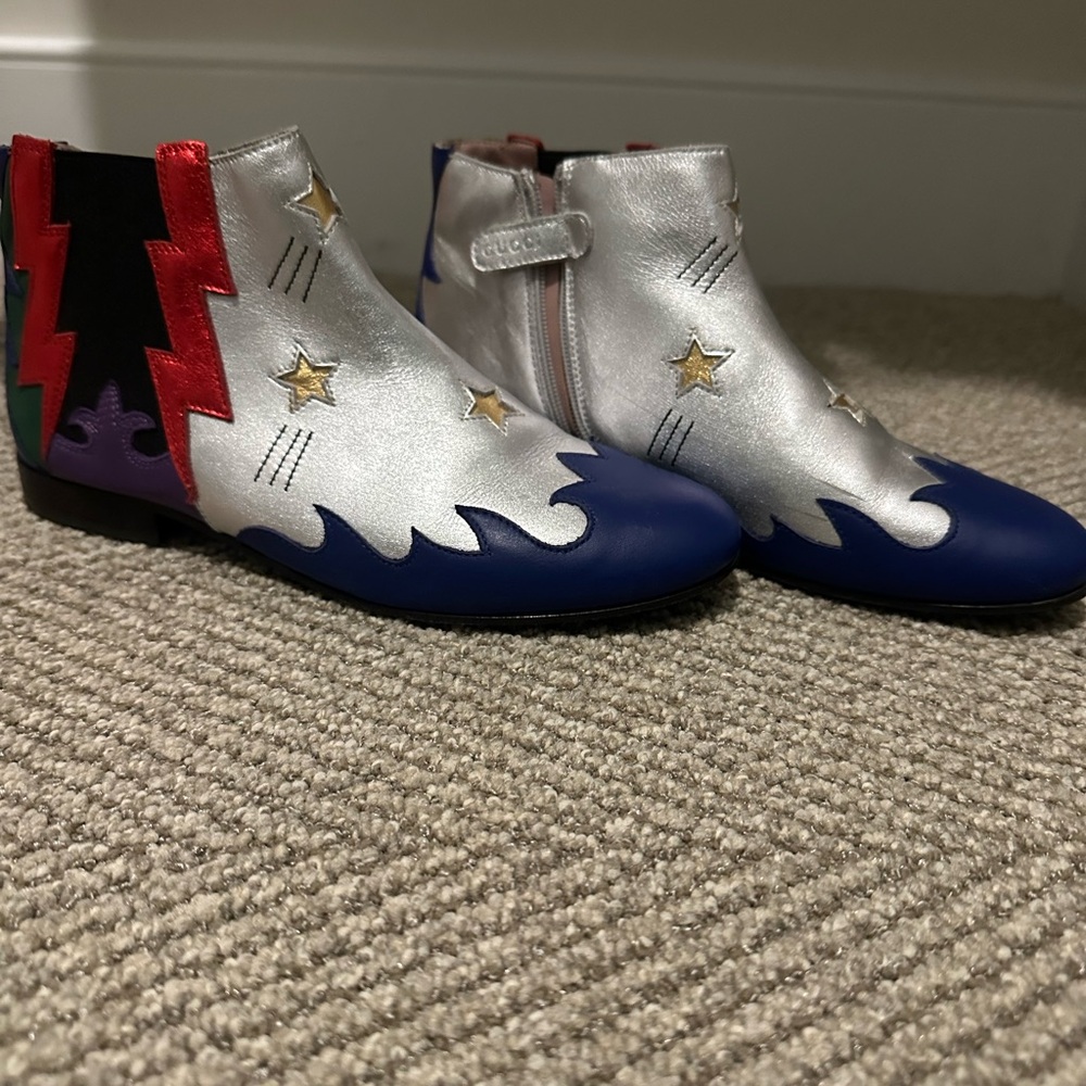 Gucci lightning Chelsea boots